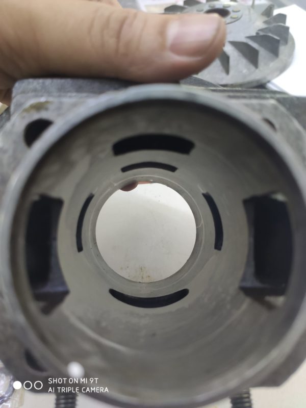 Gruppo Termico Senza Testa 125 Prima.Et3 E Pk 125 3 Travasi Fondo Magazzino Piaggio Oem