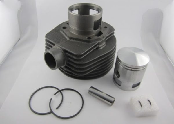 Gruppo Termico Vespa Px 125, 3 Travasi Senza Testa Marca Goetze